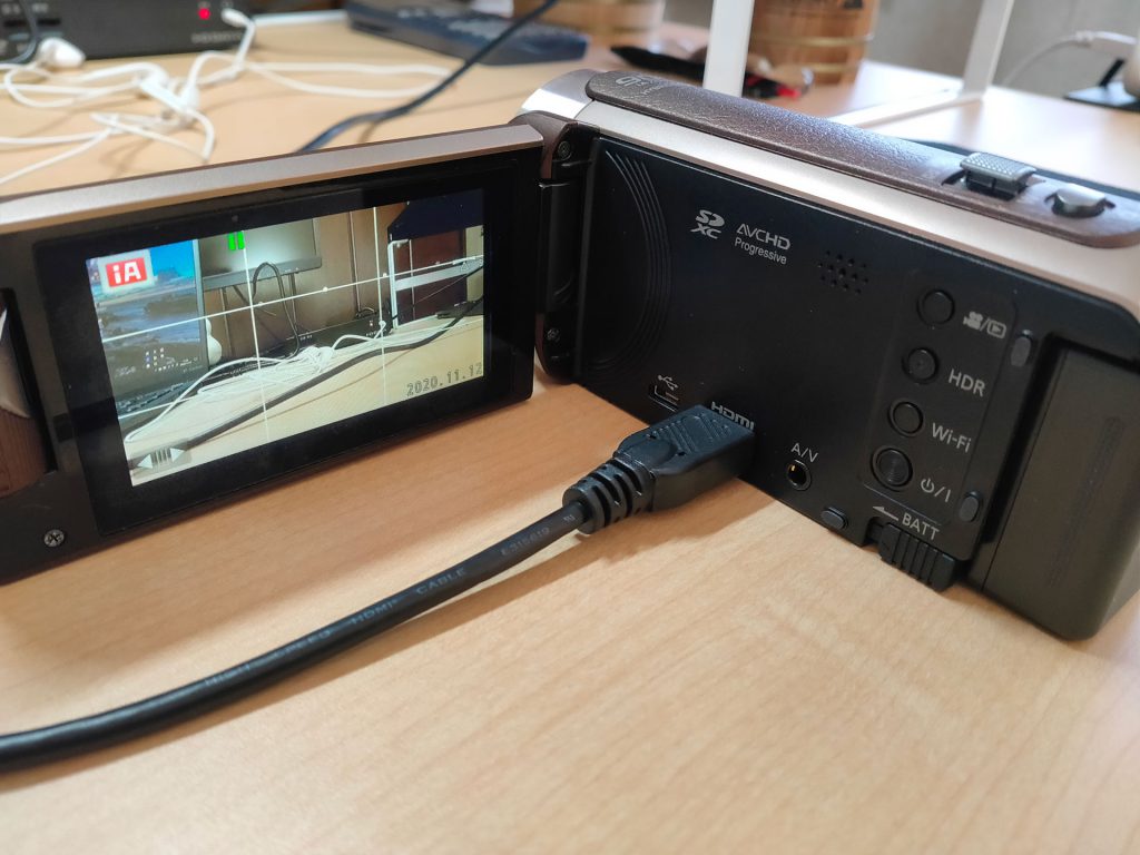 ビデオカメラをHDMIケーブルで接続