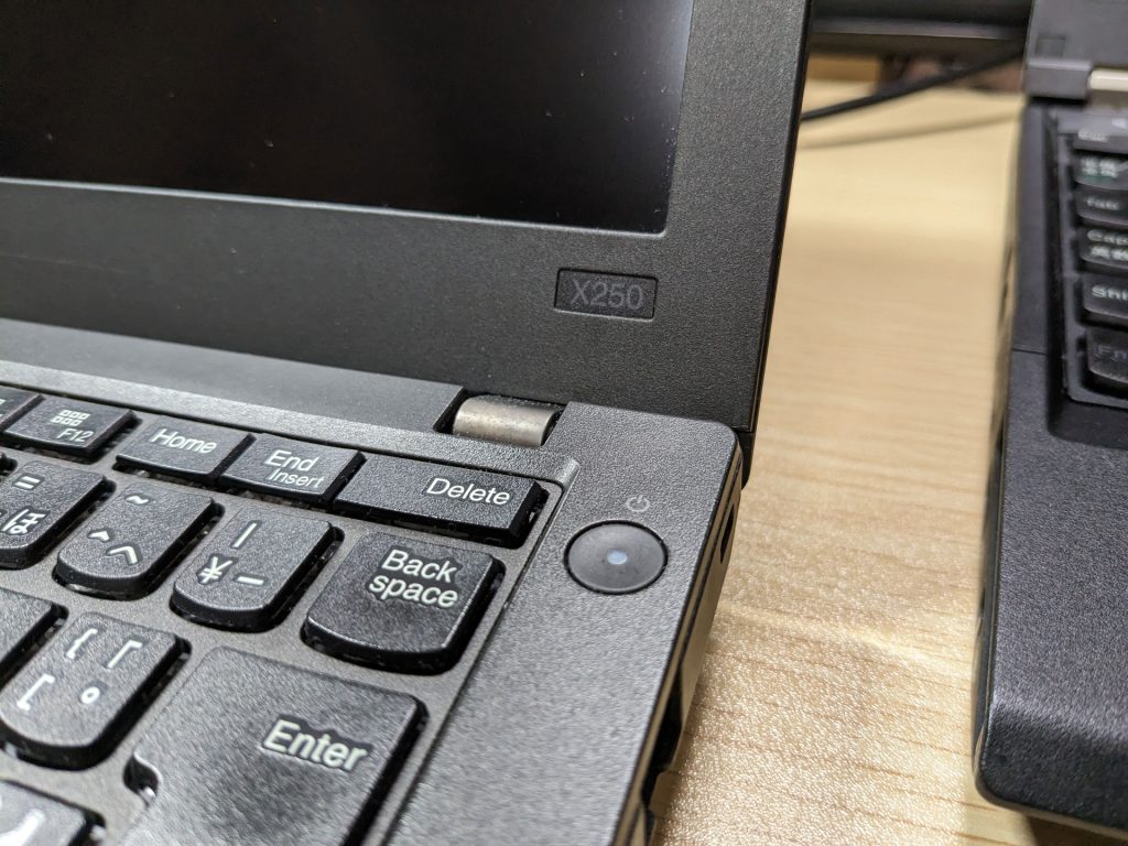 1-レノボ-ThinkPad-X250